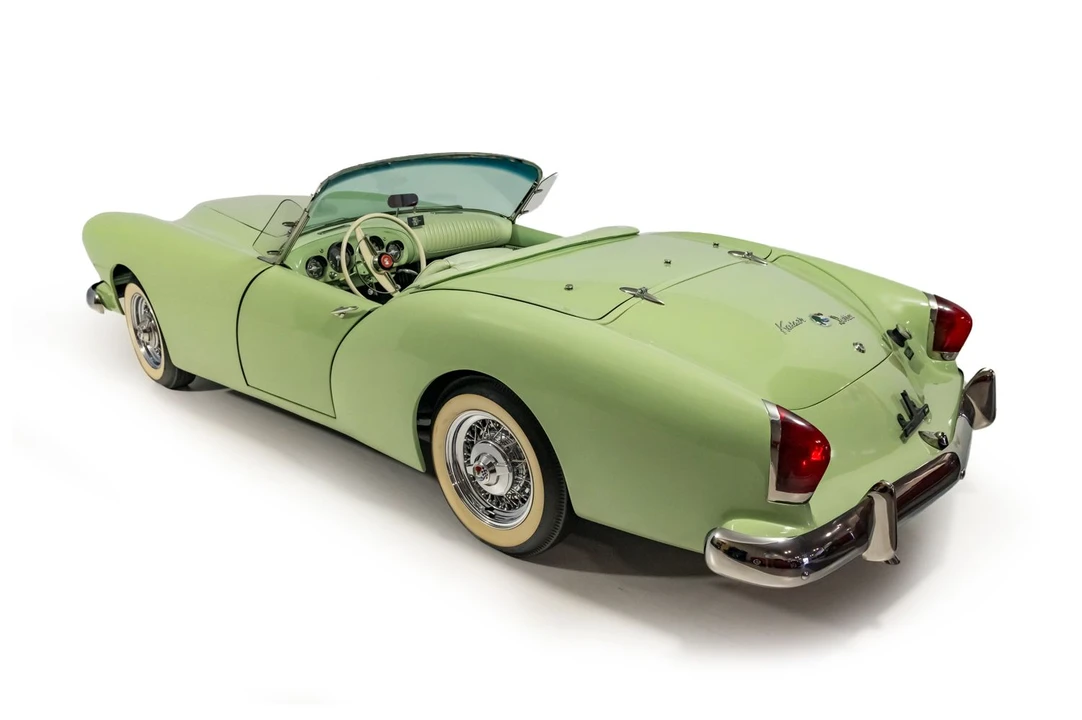 1954 Kaiser Darrin - Image 4 of 31