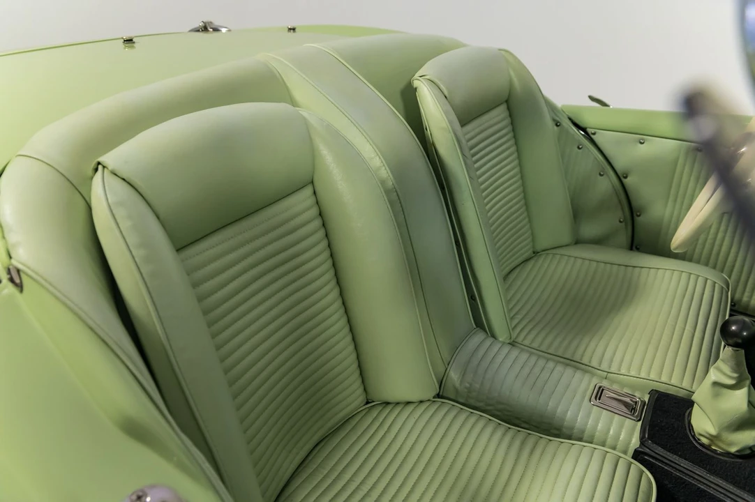 1954 Kaiser Darrin - Image 27 of 31