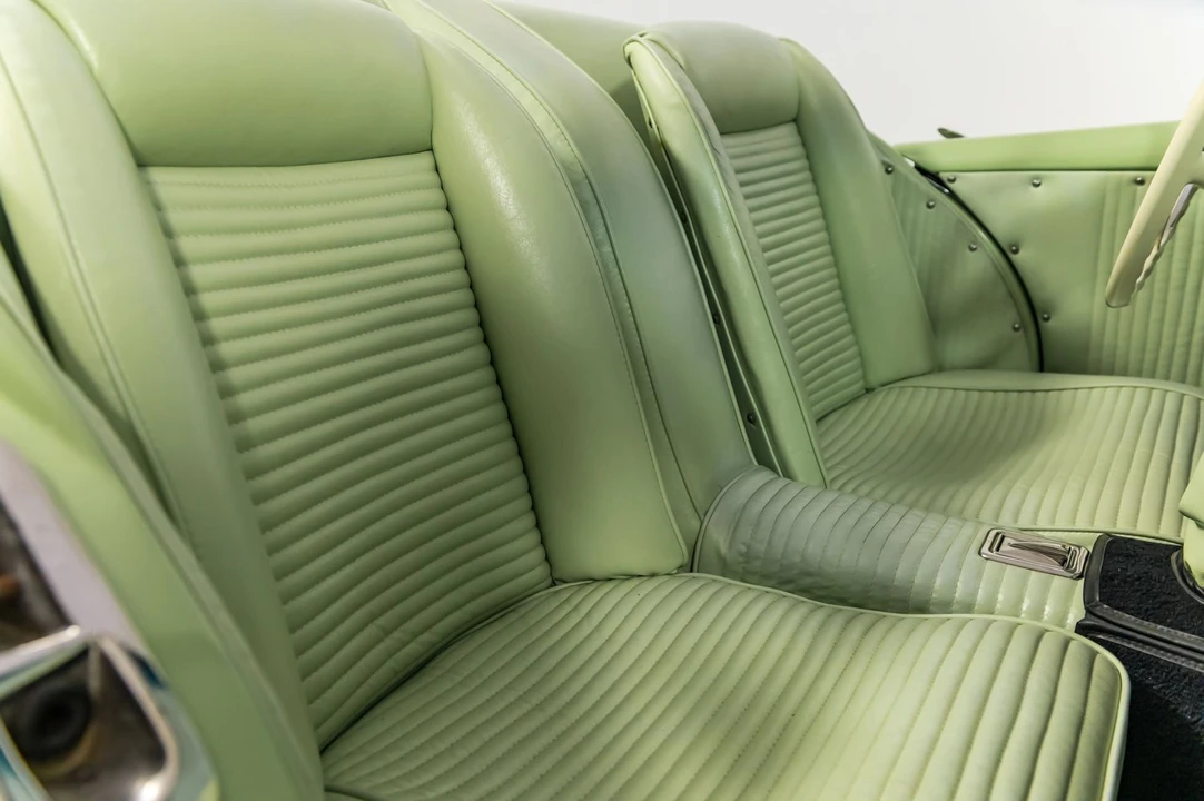 1954 Kaiser Darrin - Image 26 of 31