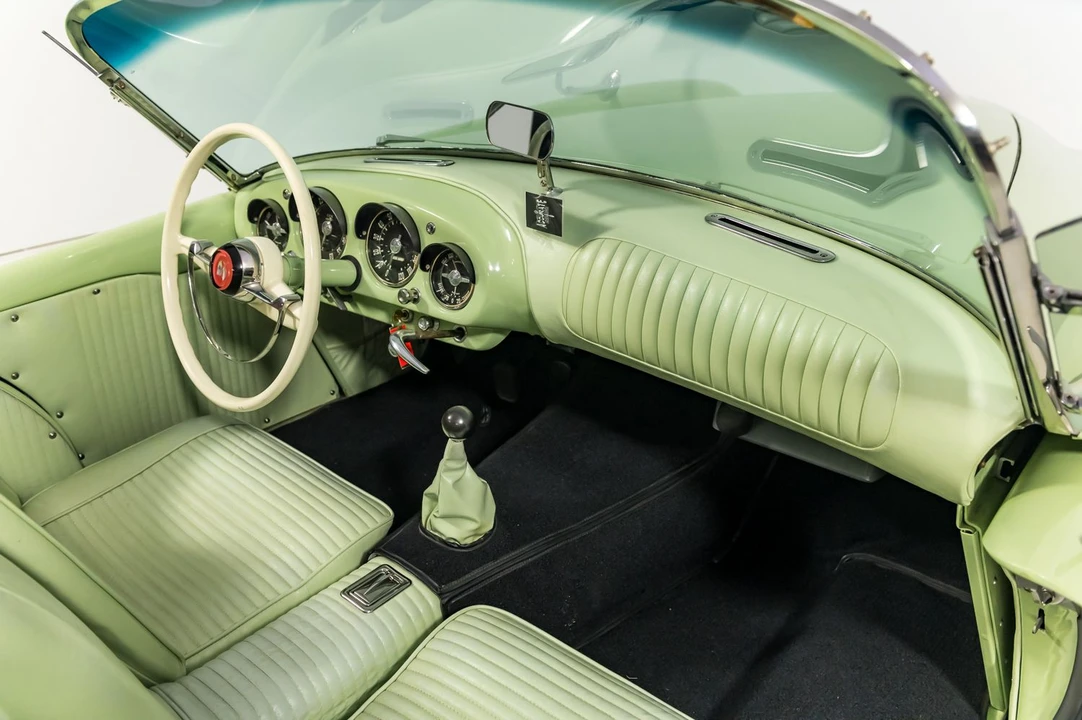 1954 Kaiser Darrin - Image 30 of 31