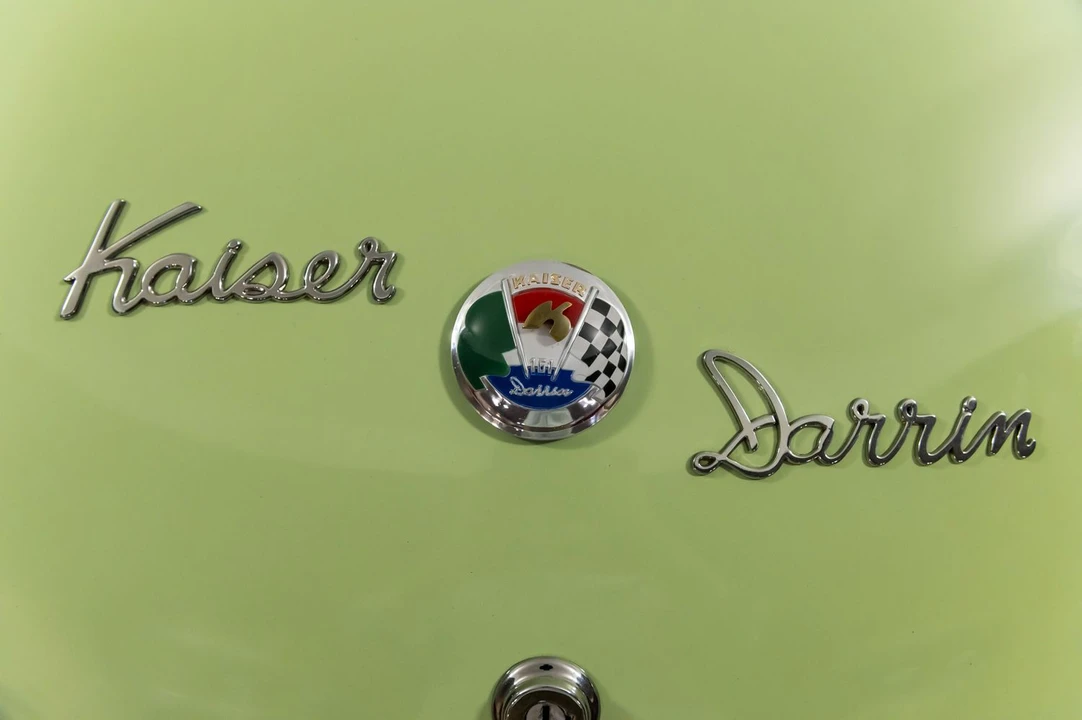 1954 Kaiser Darrin - Image 20 of 31