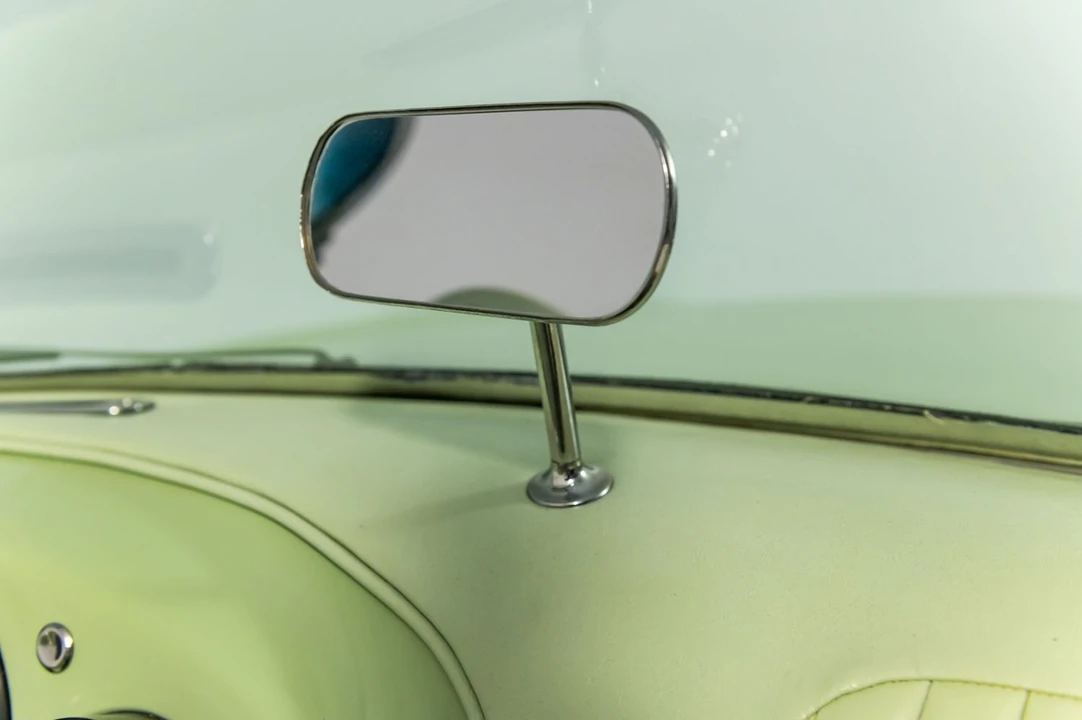 1954 Kaiser Darrin - Image 24 of 31