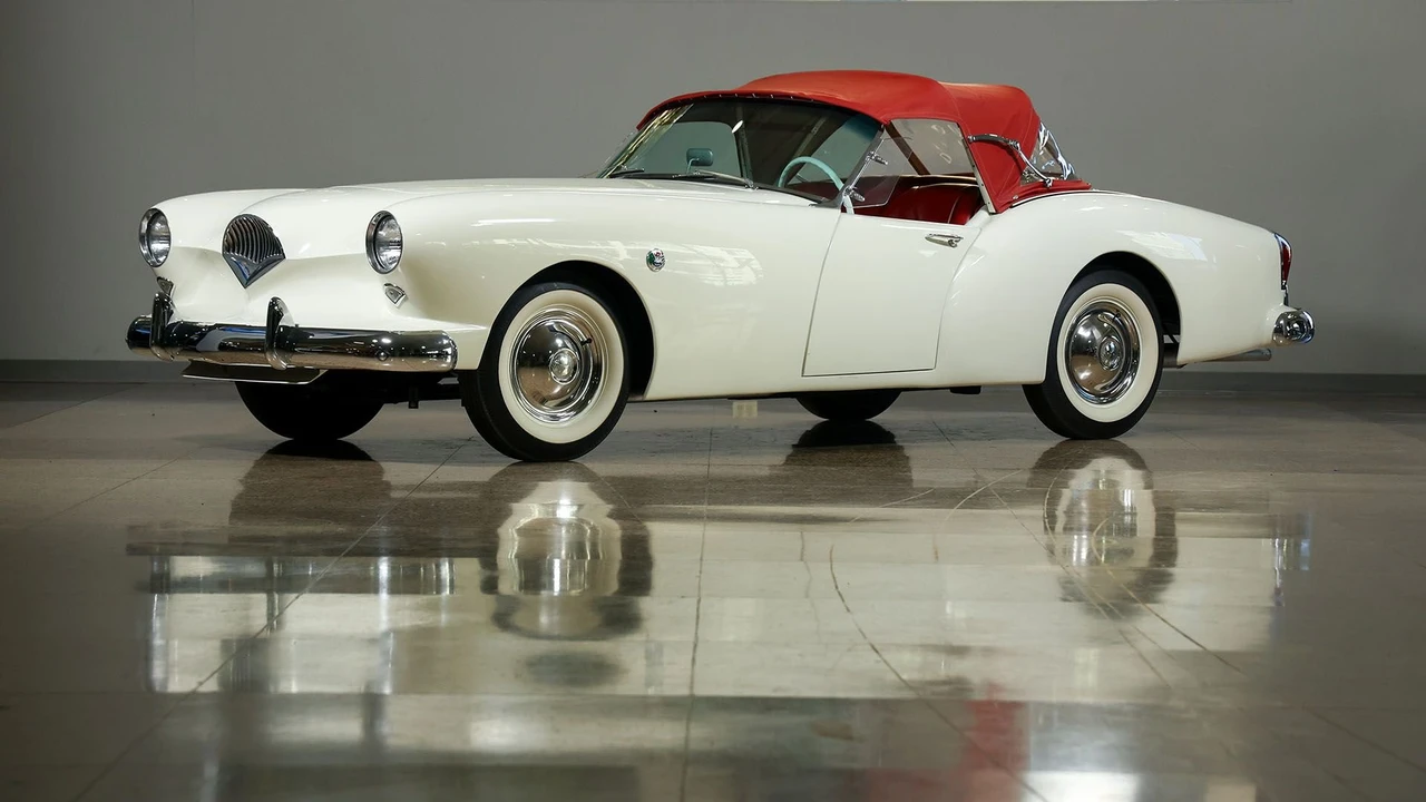 1954 Kaiser Darrin - Image 9 of 31