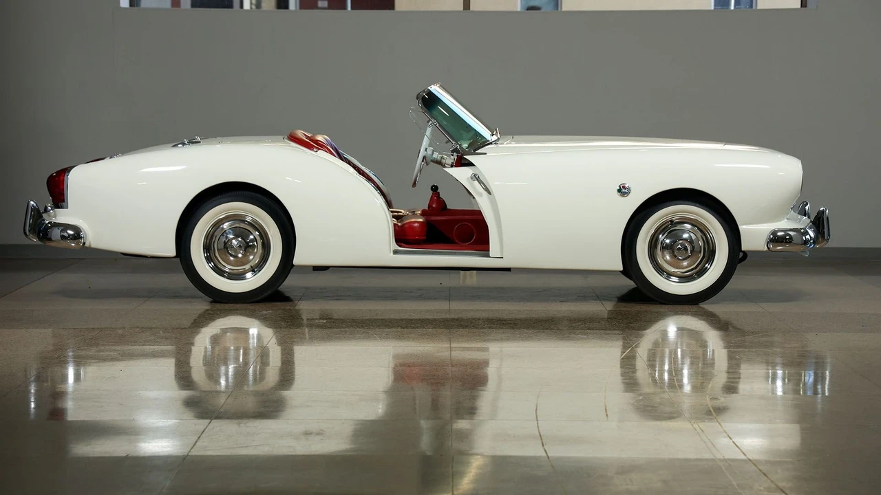 1954 Kaiser Darrin - Image 10 of 31