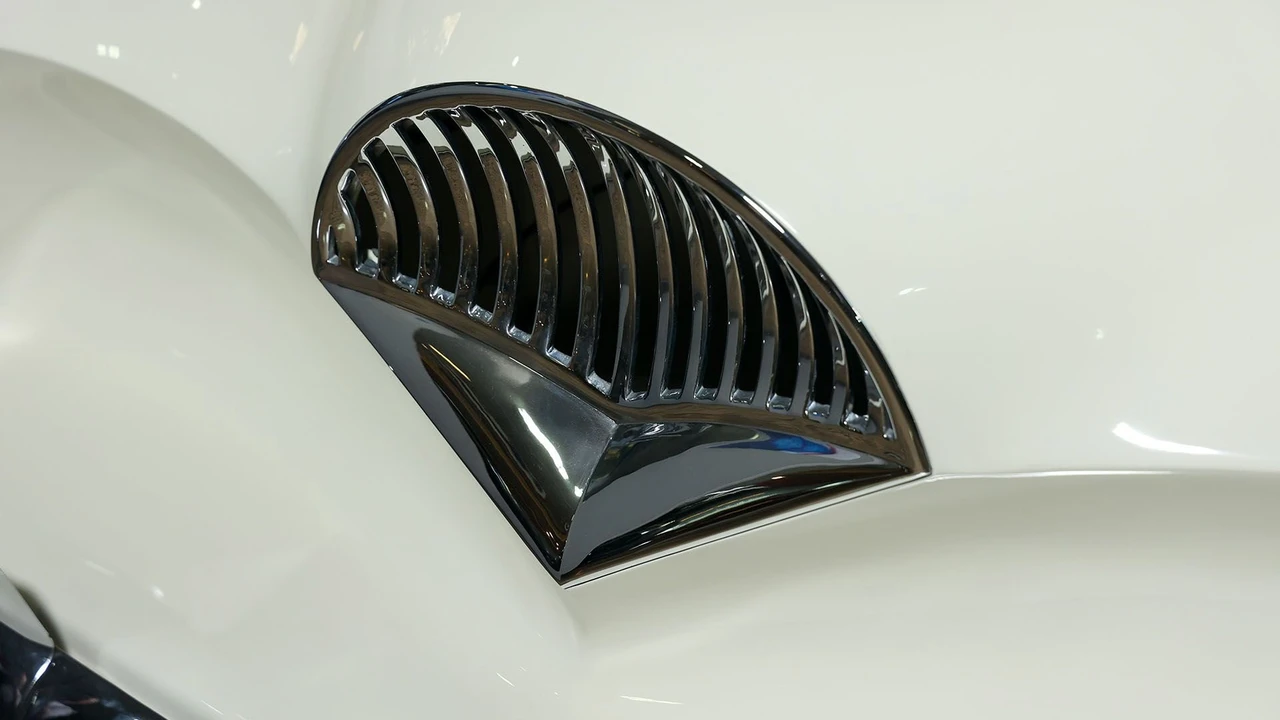 1954 Kaiser Darrin - Image 13 of 31
