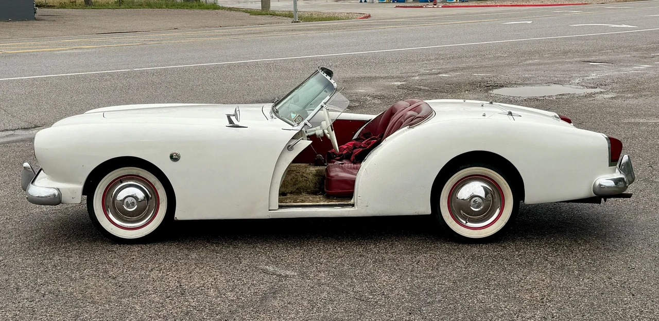 1954 Kaiser Darrin - Image 20 of 31