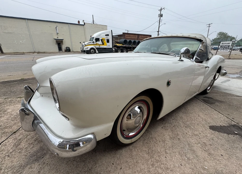 1954 Kaiser Darrin - Image 10 of 31