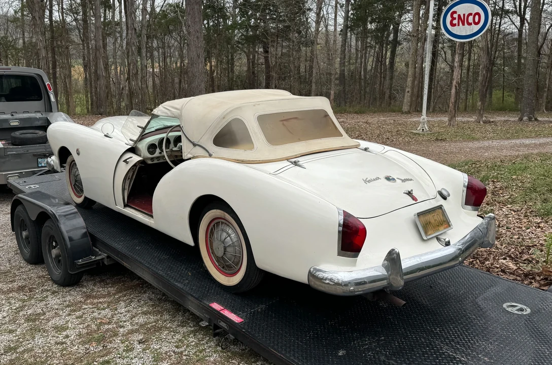 1954 Kaiser Darrin - Image 28 of 31