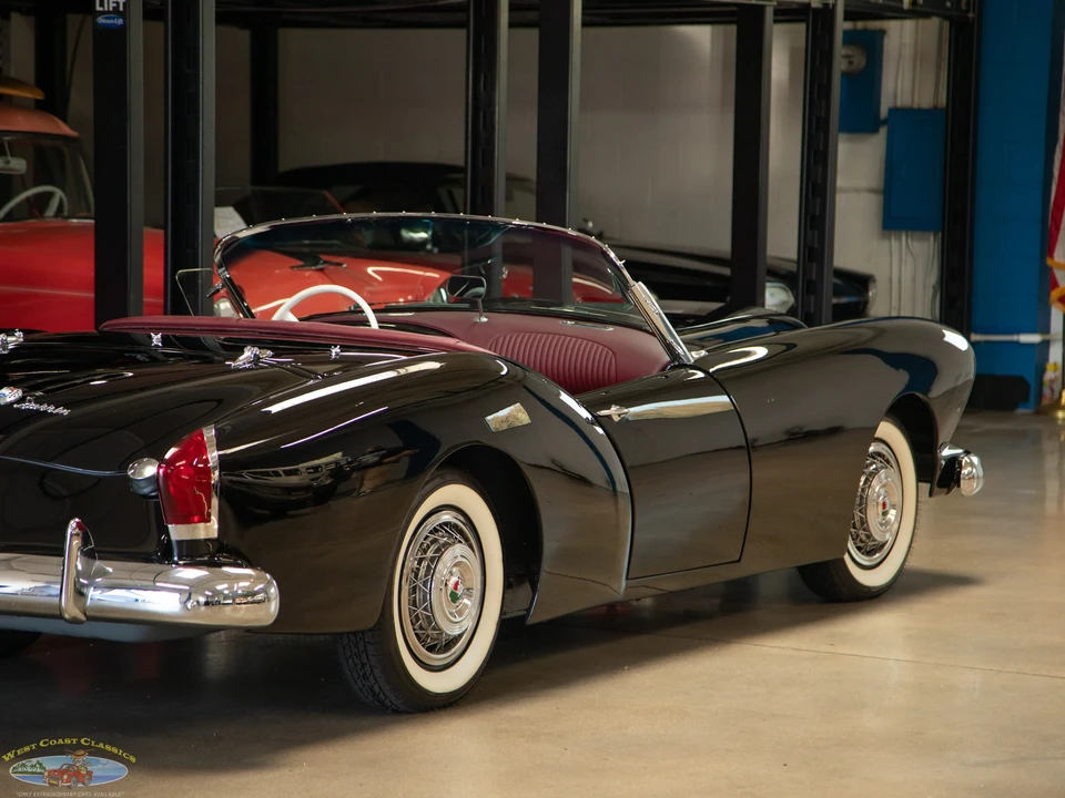 1954 Kaiser Darrin - Image 11 of 31