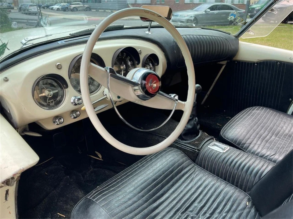 1954 Kaiser Darrin - Image 6 of 7