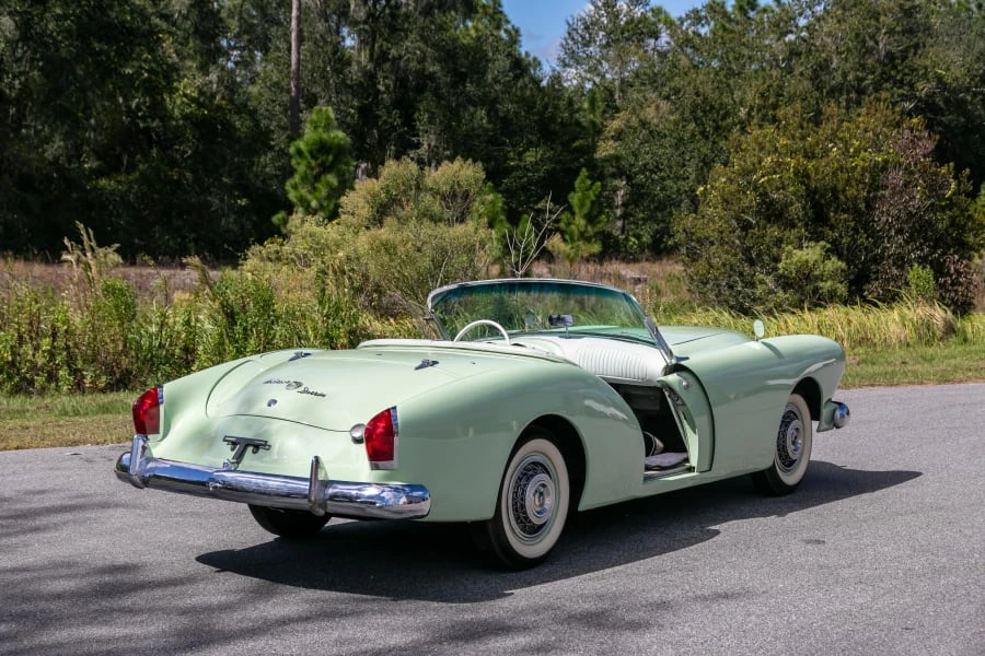 1954 Kaiser Darrin - Image 3 of 31