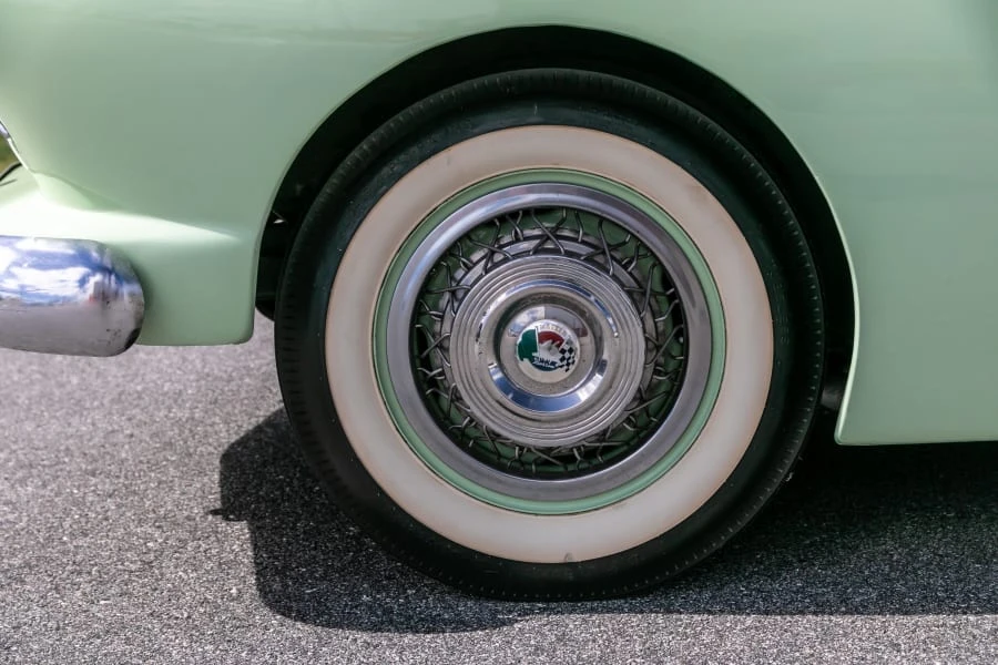 1954 Kaiser Darrin - Image 7 of 31