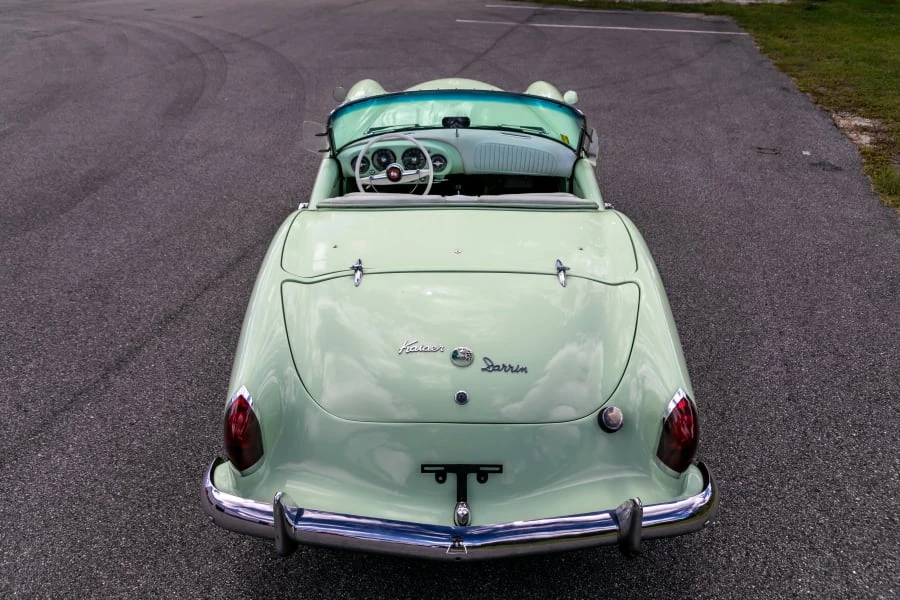 1954 Kaiser Darrin - Image 5 of 31