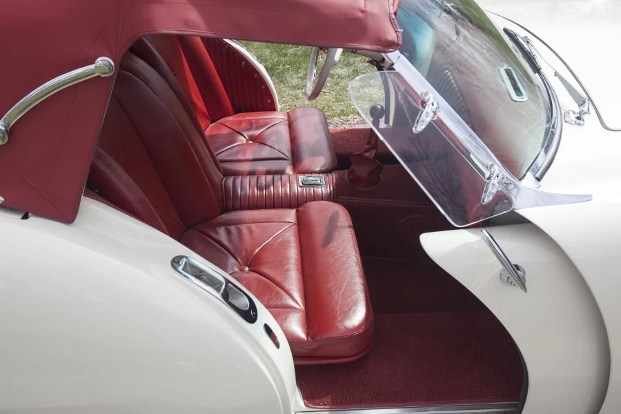 1954 Kaiser Darrin - Image 3 of 8
