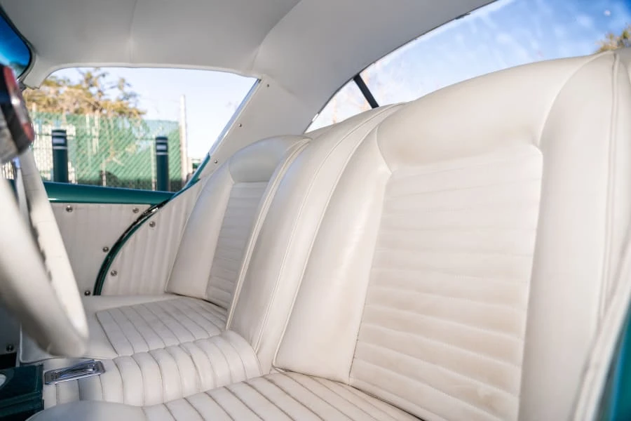 1954 Kaiser Darrin - Image 18 of 24