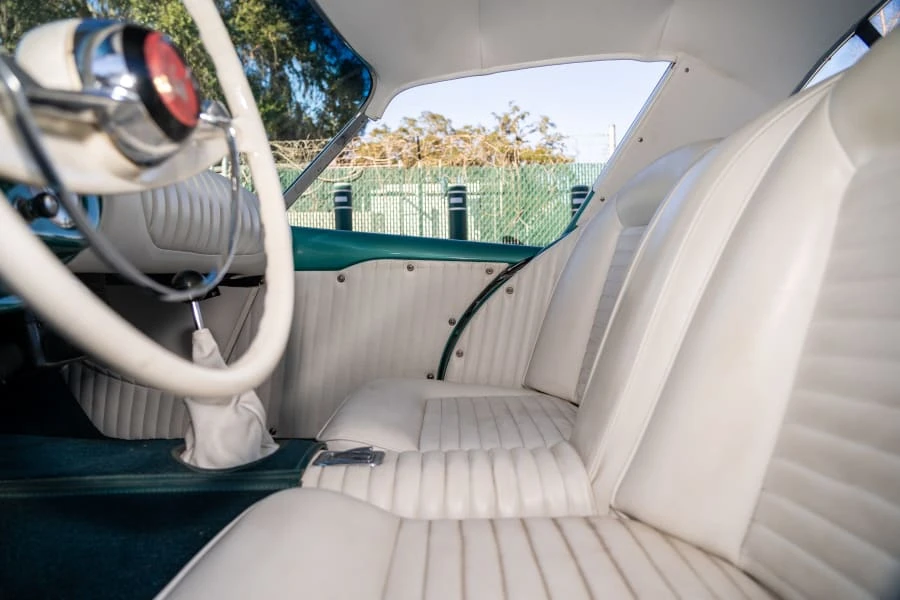 1954 Kaiser Darrin - Image 15 of 24