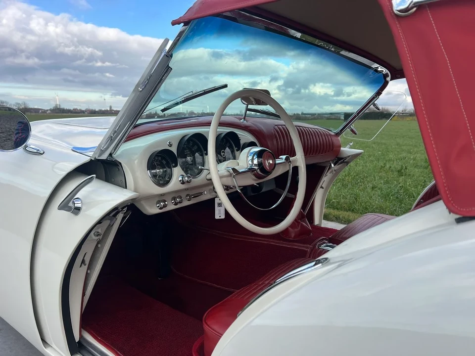 1954 Kaiser Darrin - Image 20 of 31
