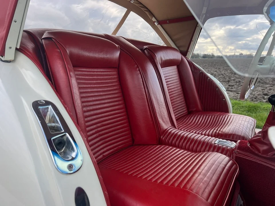 1954 Kaiser Darrin - Image 31 of 31
