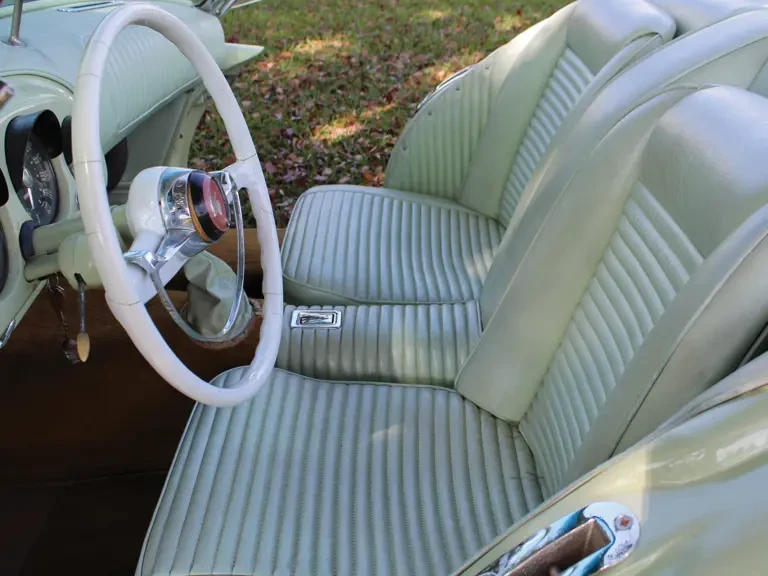 1954 Kaiser Darrin - Image 10 of 14