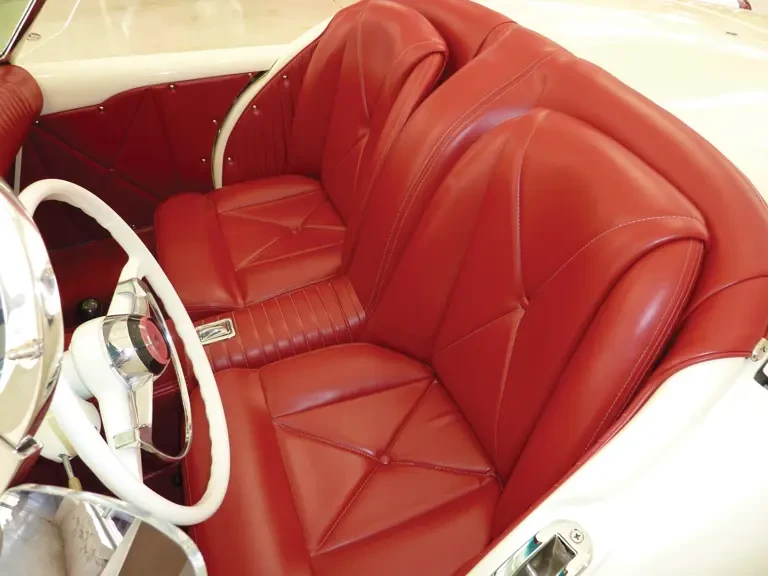 1954 Kaiser Darrin - Image 15 of 18