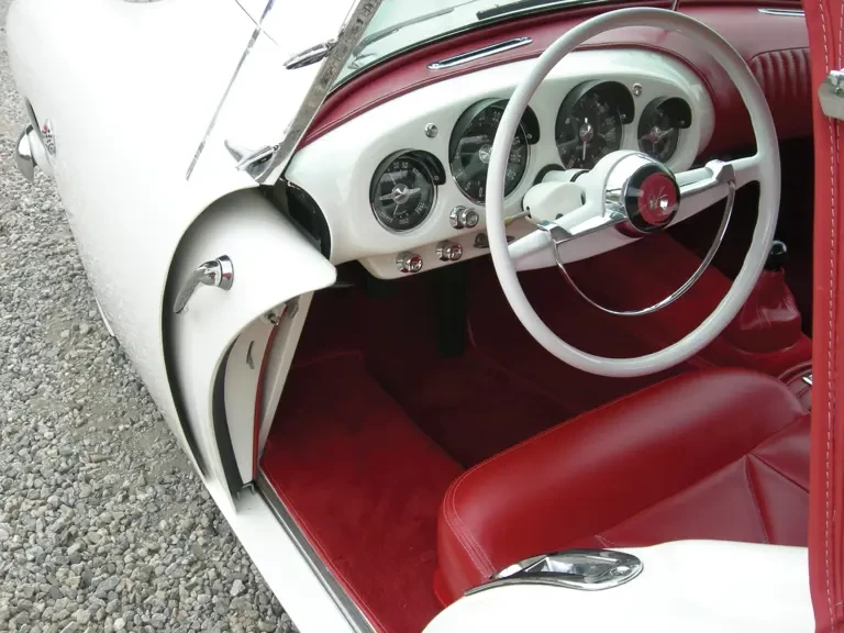 1954 Kaiser Darrin - Image 14 of 18