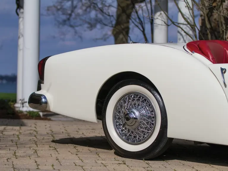1954 Kaiser Darrin - Image 10 of 20