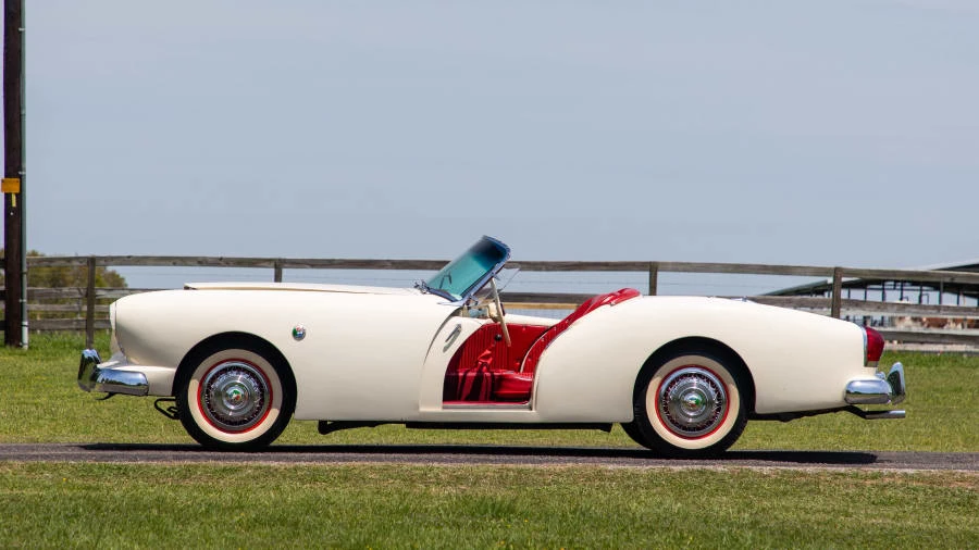 1954 Kaiser Darrin - Image 2 of 13