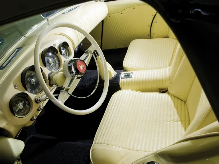 1954 Kaiser Darrin - Image 5 of 18