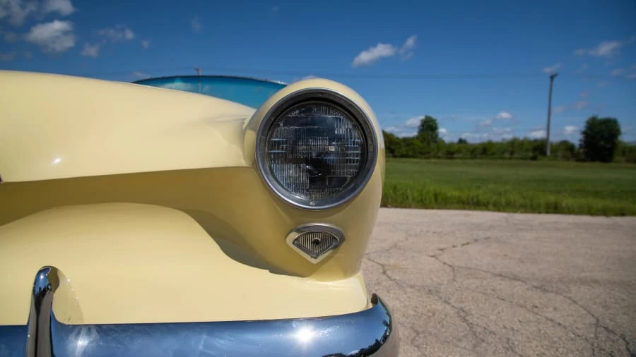 1954 Kaiser Darrin - Image 17 of 20