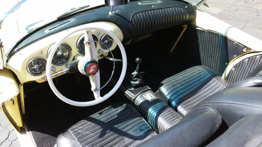 1954 Kaiser Darrin - Image 3 of 8