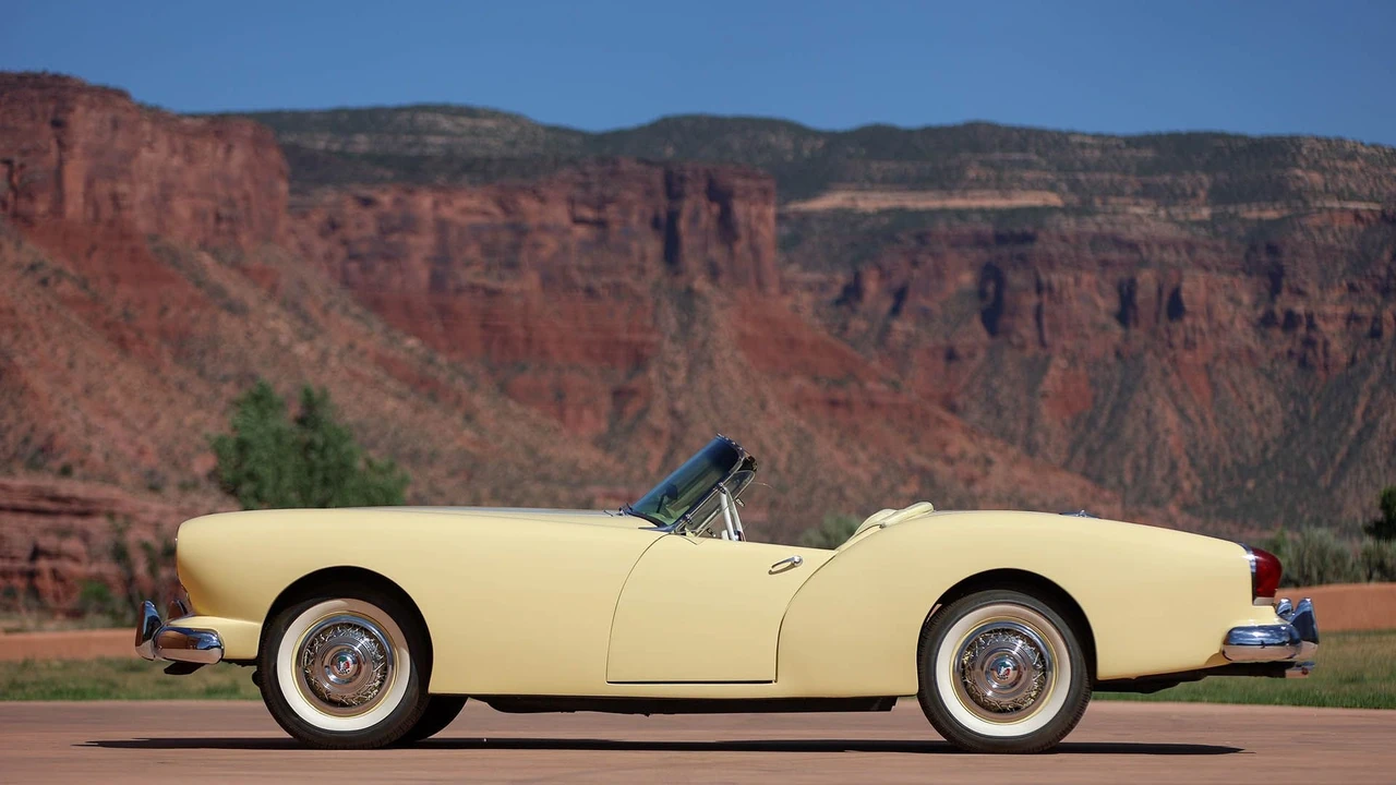 1954 Kaiser Darrin - Image 8 of 31