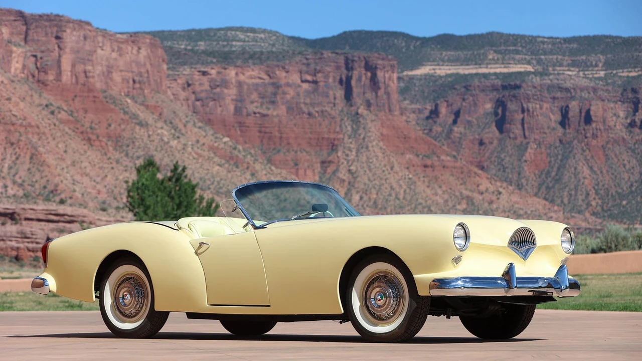 1954 Kaiser Darrin - Image 3 of 31
