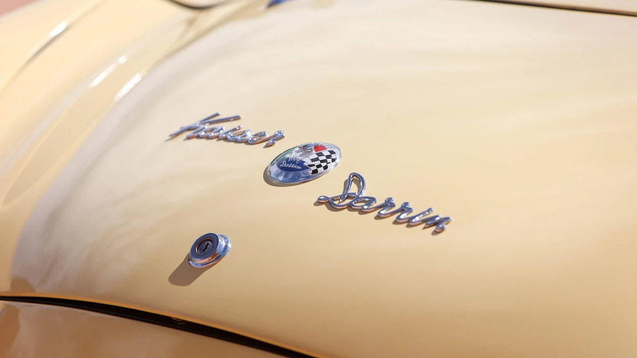1954 Kaiser Darrin - Image 17 of 31