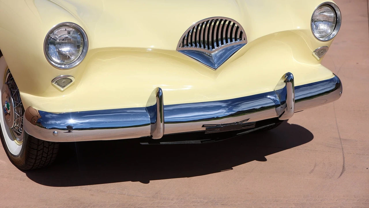 1954 Kaiser Darrin - Image 21 of 31