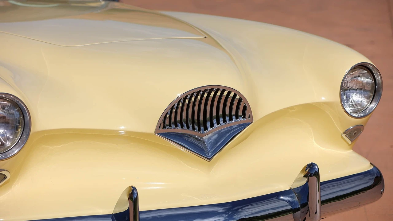 1954 Kaiser Darrin - Image 20 of 31
