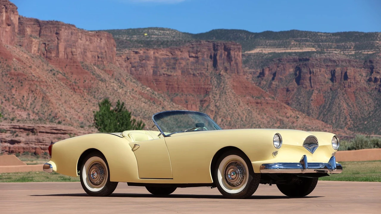 1954 Kaiser Darrin - Image 4 of 31