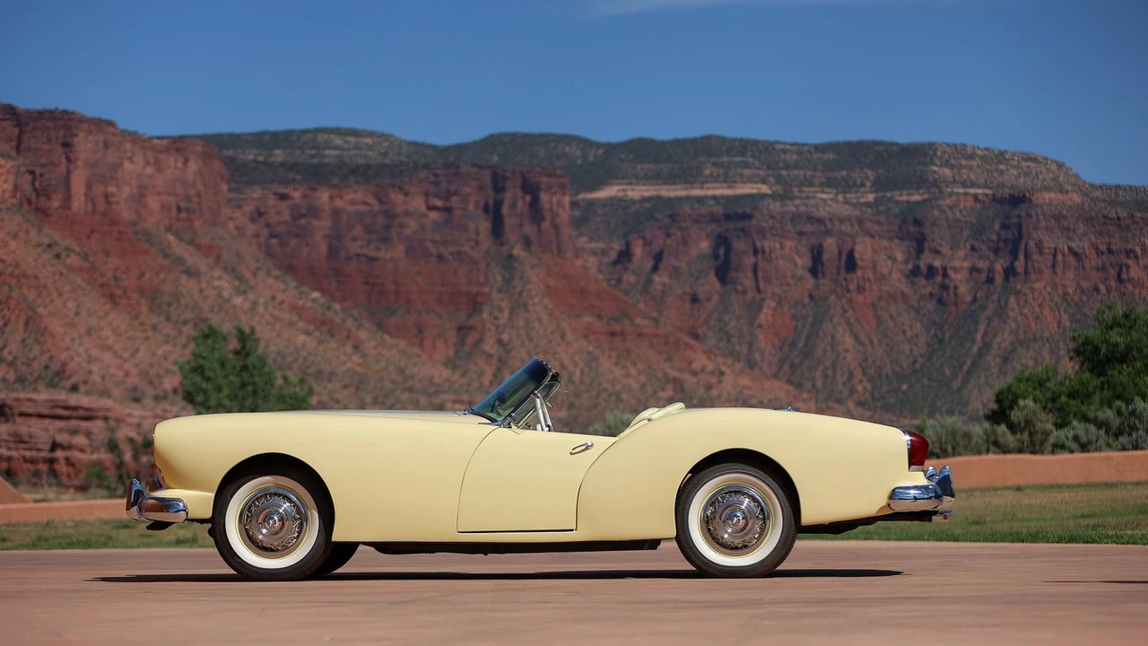 1954 Kaiser Darrin - Image 5 of 31