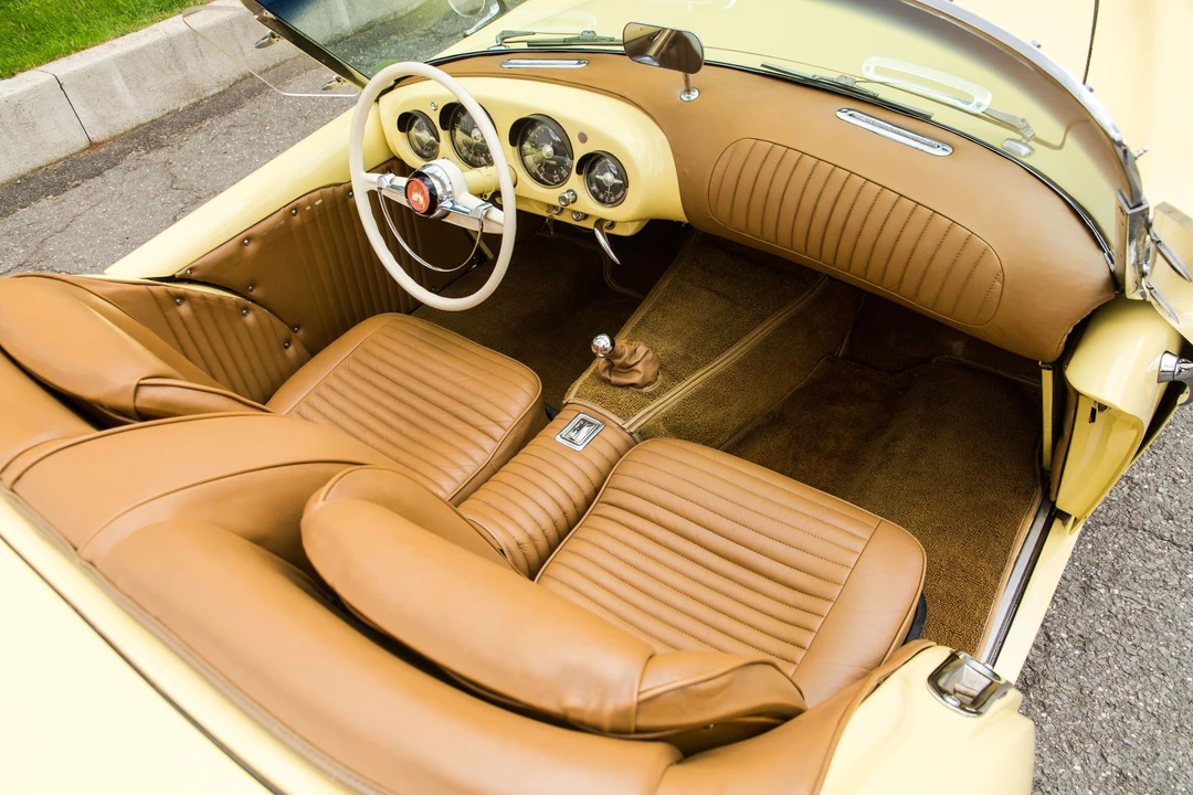 1954 Kaiser Darrin - Image 27 of 31