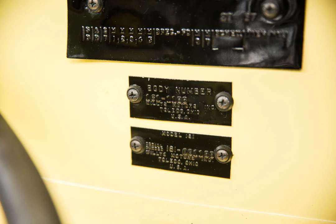1954 Kaiser Darrin - Image 15 of 31