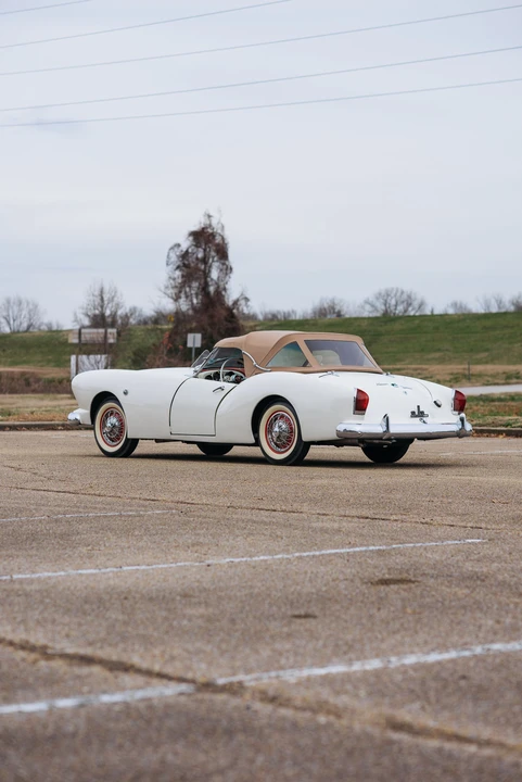 1954 Kaiser Darrin - Image 2 of 31