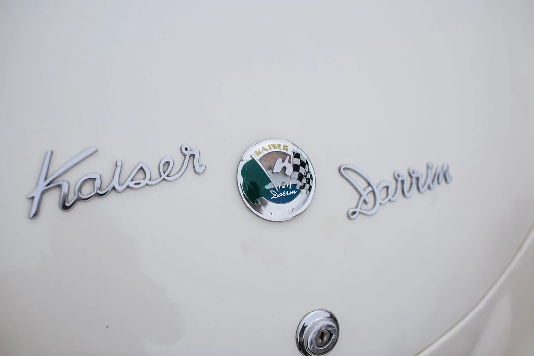 1954 Kaiser Darrin - Image 20 of 31