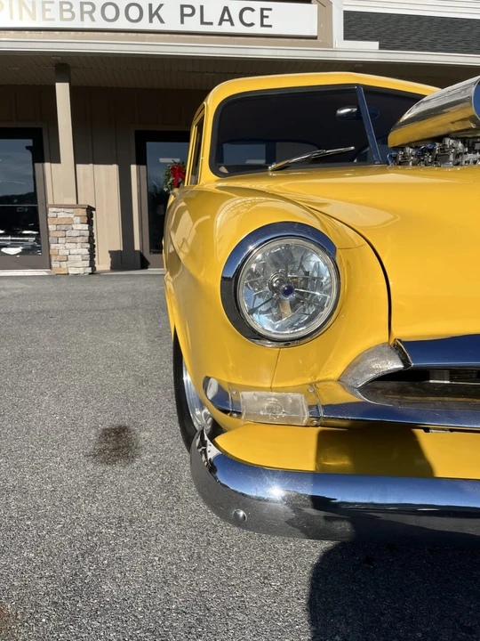 1954 Kaiser - Image 13 of 31