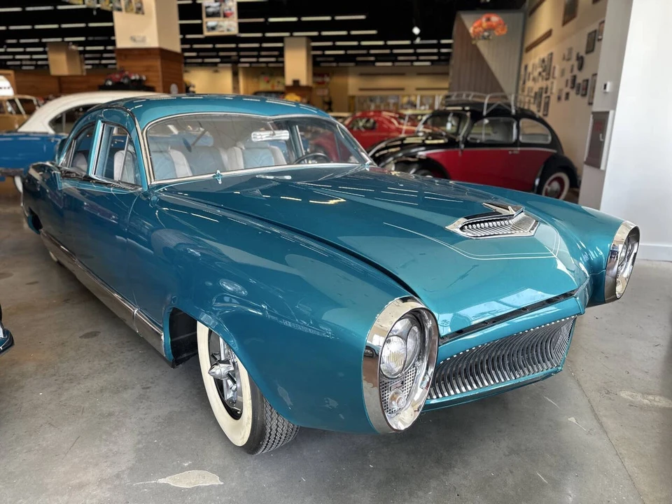 1954 Kaiser - Image 2 of 21