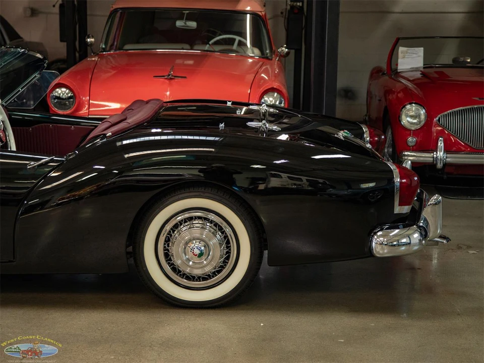 1954 Kaiser Darrin - Image 4 of 31