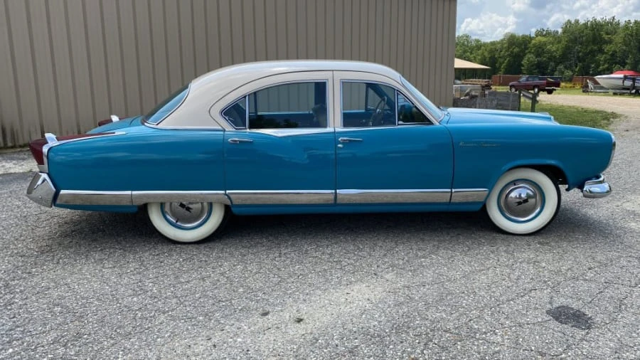 1954 Kaiser - Image 2 of 31