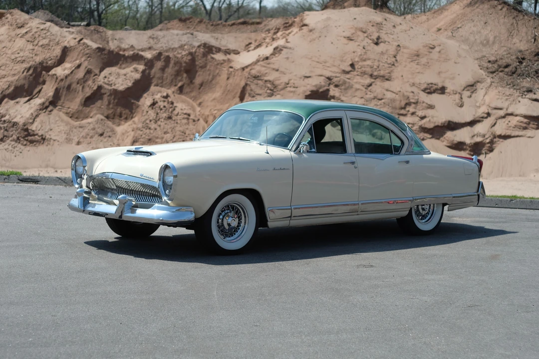 1954 Kaiser - Image 15 of 25