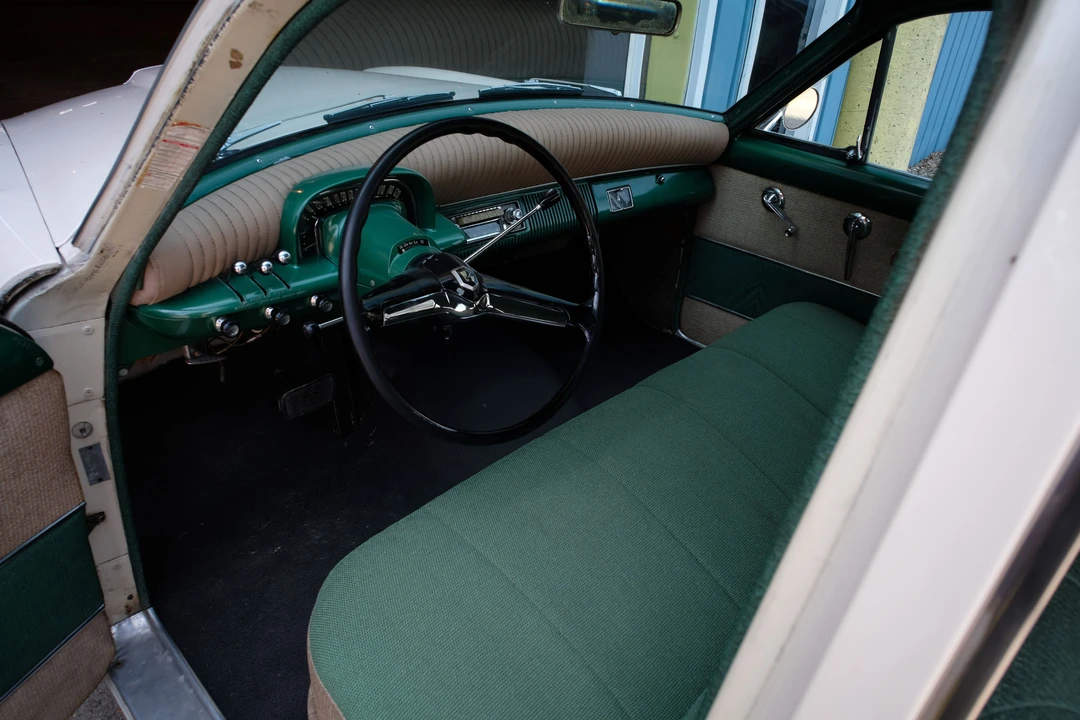 1954 Kaiser - Image 20 of 25