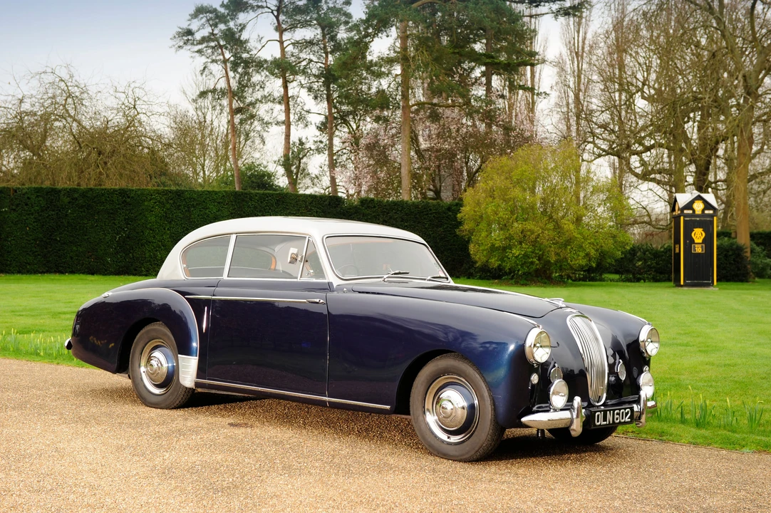 1954 Lagonda - Image 11 of 18