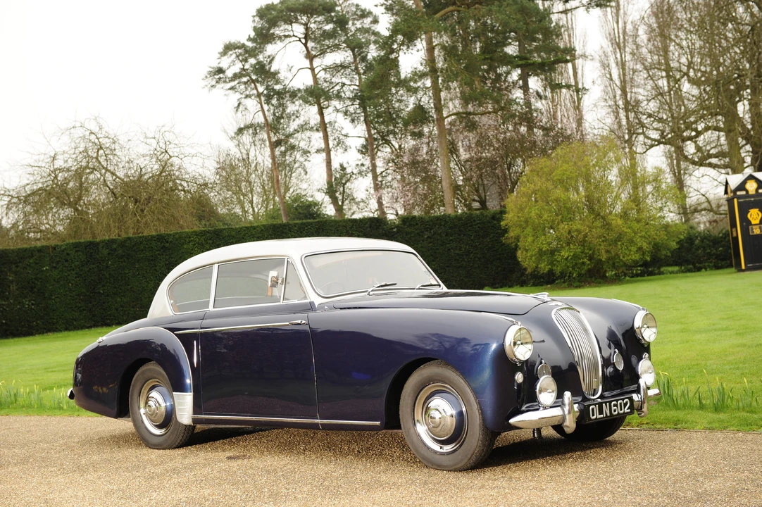 1954 Lagonda - Image 9 of 18