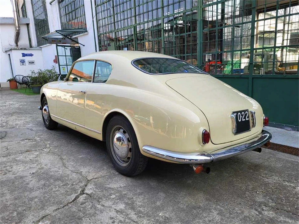1954 Lancia Aurelia - Image 16 of 31